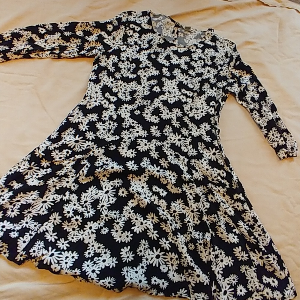 Forever 21 dress 🌼